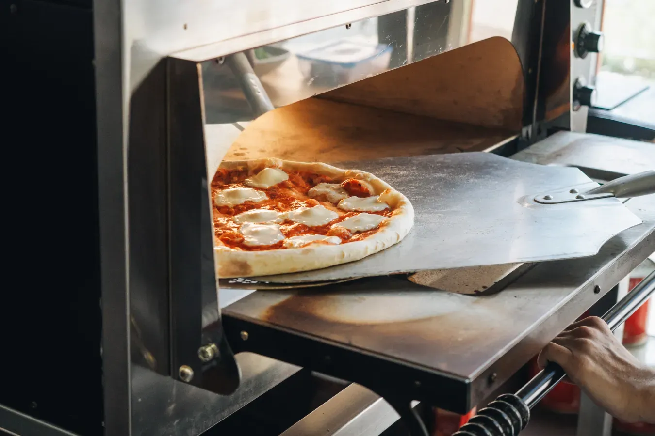 Four à pizza
